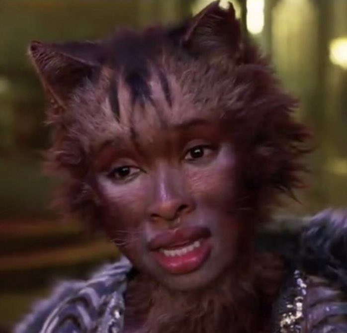 AlannaBennett's tweet image. I’m sorry just one more Cats tweet tonight:

I like to imagine they pitched a big game with the “fur tech” and believed in themselves and then realized halfway through they just couldn’t fucking do it and panicked and now here we are