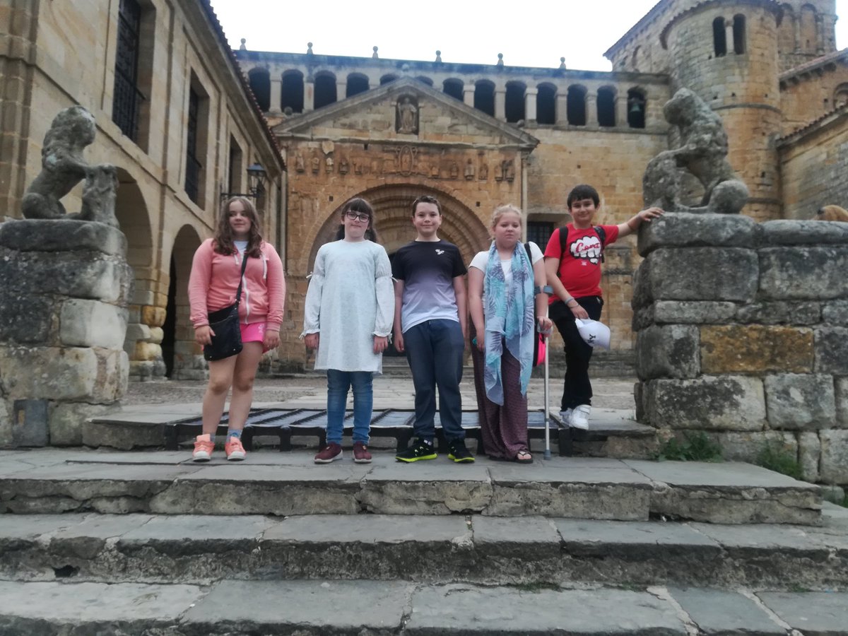 glanymormfl's tweet photo. Santillana del Mar is so pretty! @glanymorschool https://t.co/sV1LKIqV5W