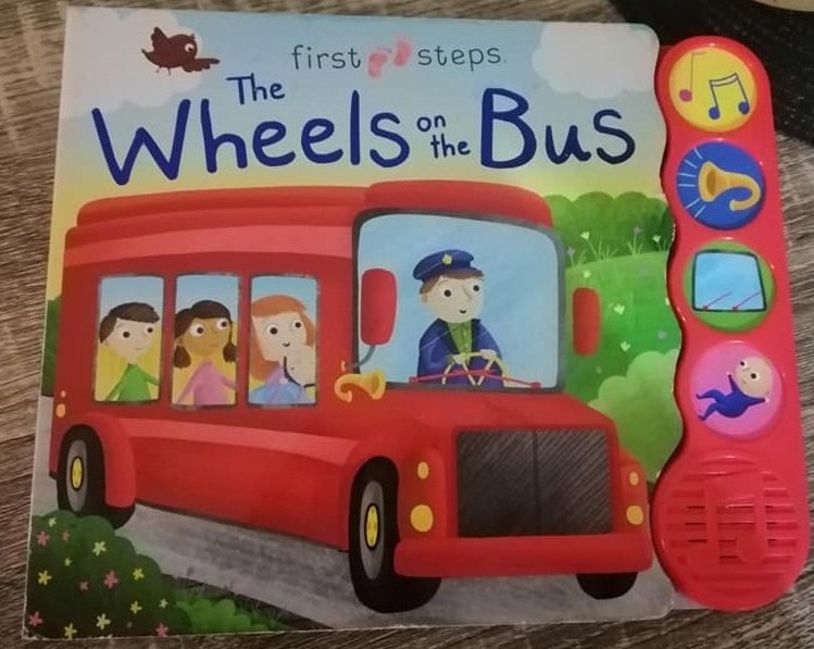kidsbookcaf1's tweet photo. Read how Sumira feels about #soundbooks !"It made me squirm that Uday pressed the litte buttons listening to the poem, more than he bothered with turning the pages & trying to associate the pictures with the words"
https://t.co/22mwz3dRfW https://t.co/ZfBiCsEJFO