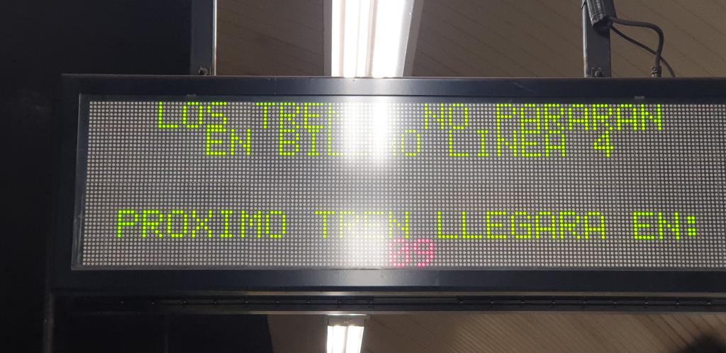 AguiPla's tweet image. @metro_madrid vuela ✈
Linea 6 a las 7:30 am