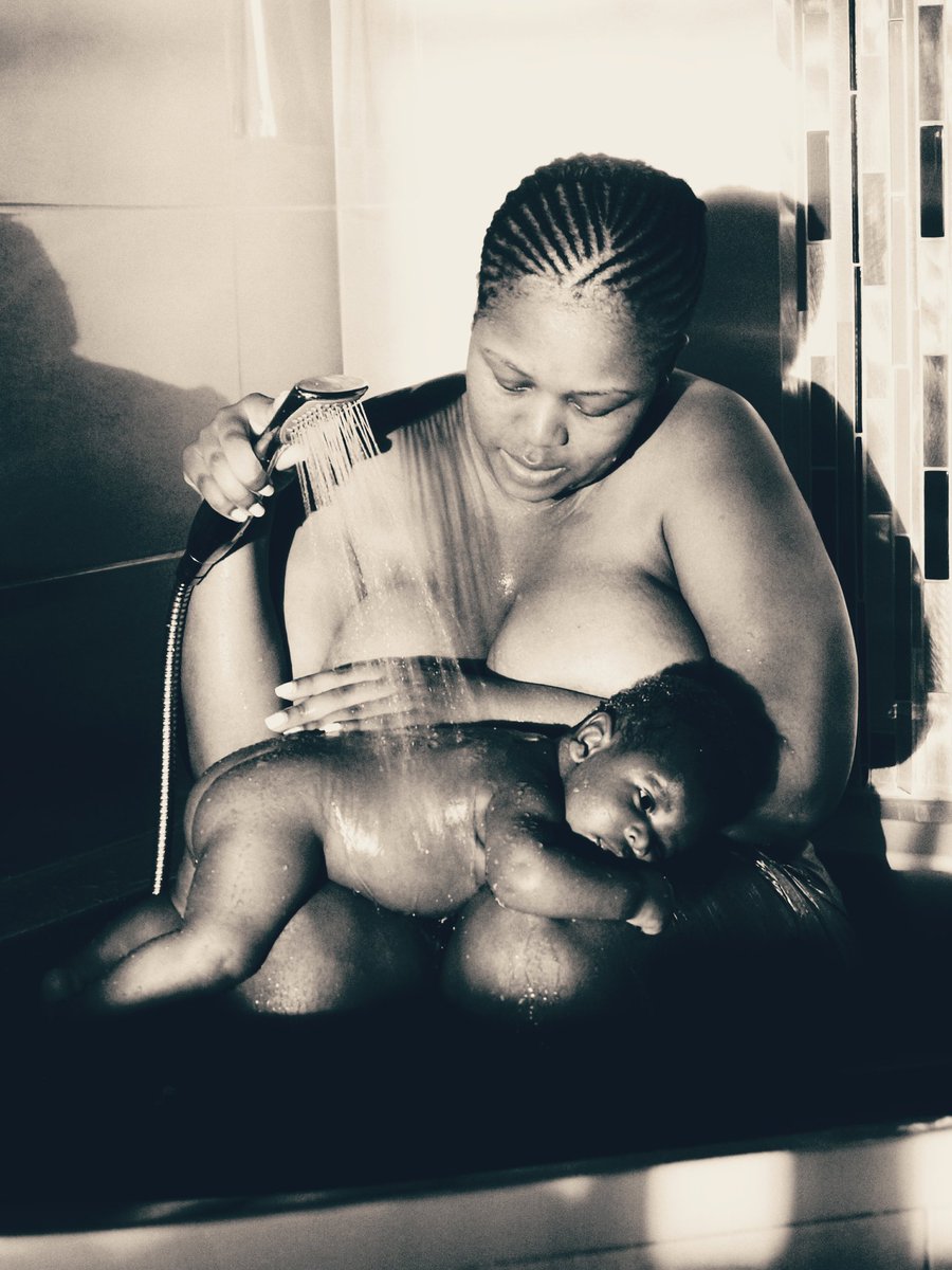 nelisiwemwase's tweet photo. I can explain 🤦🏽‍♀️ I was about to take a shower and then Dalokusha pooped and cried. So he took over my "me time" and the rest is normal... Nothing belongs to me. ����🏽‍♀️ Even personal bath time. I looooooooove our images! ❤️

📸 @bridgetandlife
🖥️ Me. https://t.co/78DQDX2pbT