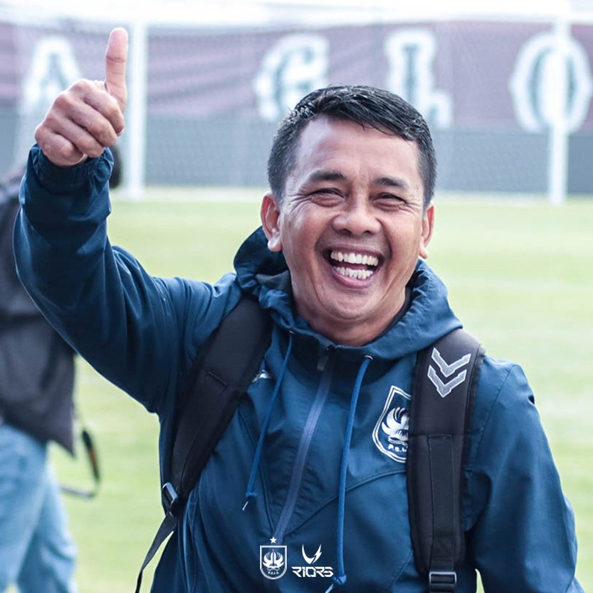 psisfcofficial's tweet photo. 👍😁 H-2 #PSISxPersib

#PSIS
#CoachJS https://t.co/uoraHLi2T1