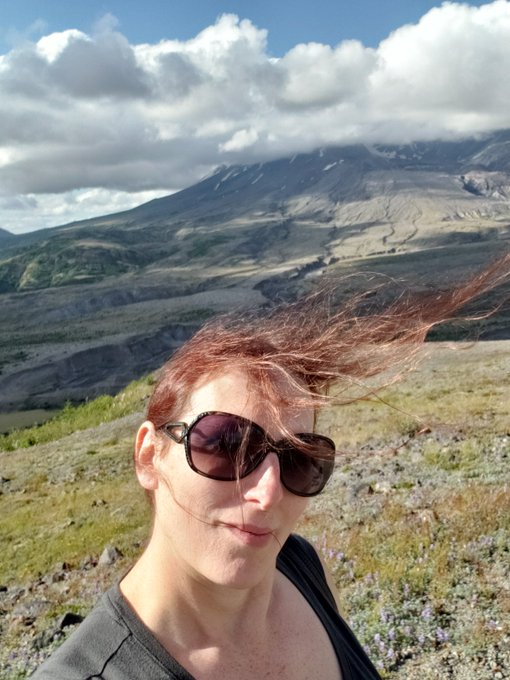 Hiking at Mount St. Helens https://t.co/mWiv1srRSl<a href="/tag/mvsales"class="tags"><span>#mvsales</span></a>
