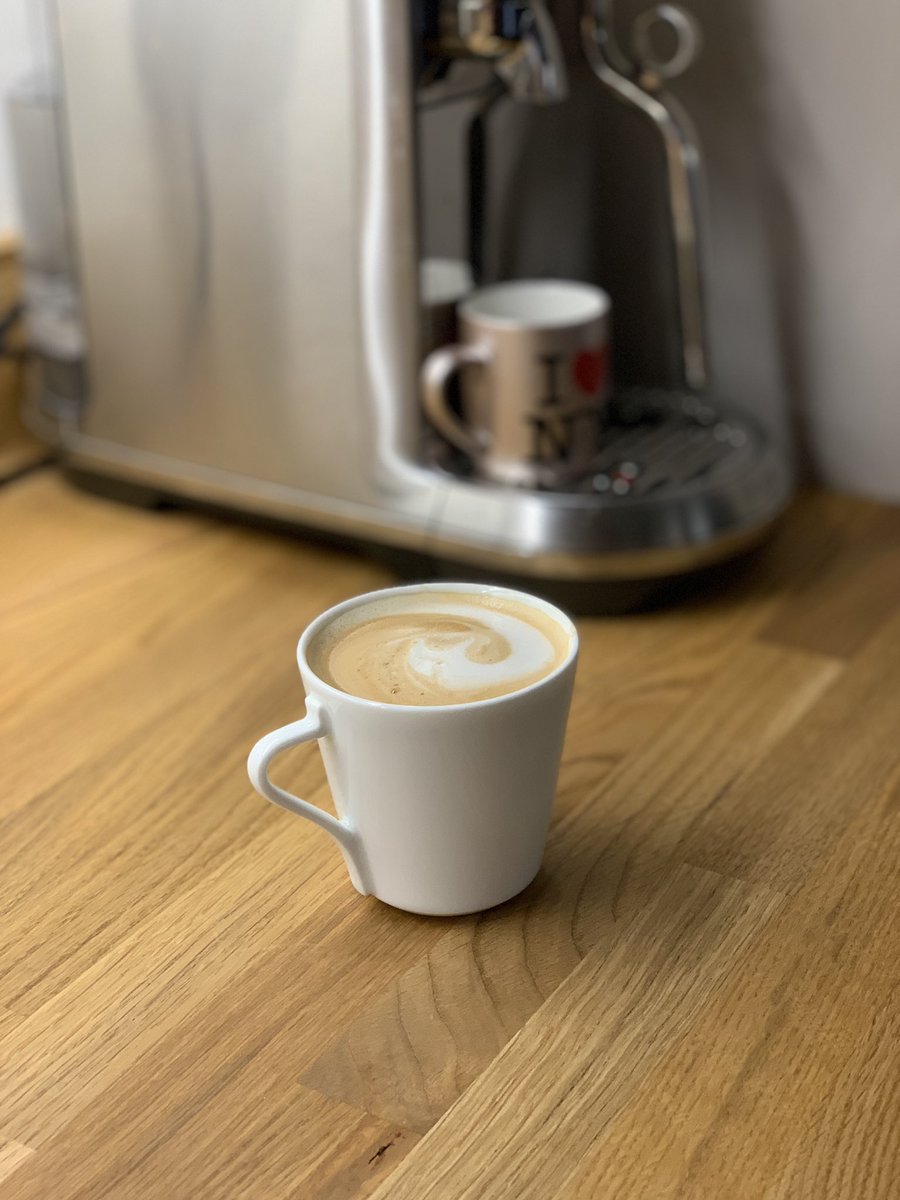 MichaelDunwell1's tweet photo. Good morning Friday @NespressoUK #kazaar #flatwhite #coffee https://t.co/DM5gHi2ypK