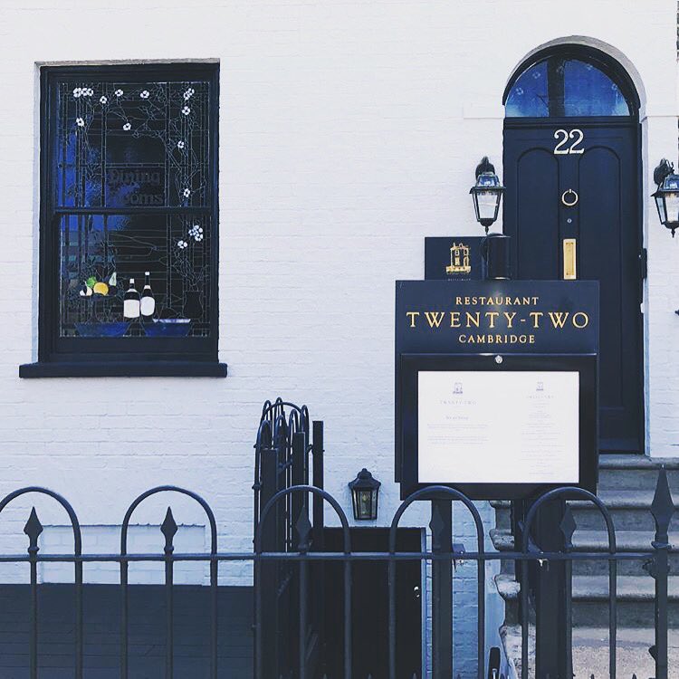 We have a great opportunity for a part time waiter/waitress to join our little team. Please email alex@restaurant22.co.uk or call 01223351880 to find out more. 🤞🏻
Please Rt 🙏🏻