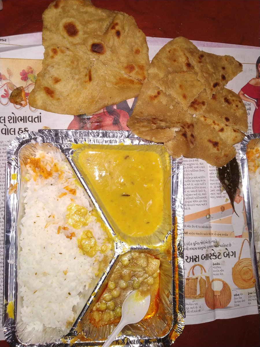 ashishtripatiit's tweet photo. Always avoid to take #foodservice in #Sabarmati #Express19167 #ADItoVNS
After 4 years the same experience. #kachheParathe #kachhiSabji 
#3rdClassService @IndianRailMedia @RailwaySeva Where are improvements? Very disappointing
@RailMinIndia https://t.co/A5s6Kfeeg3
