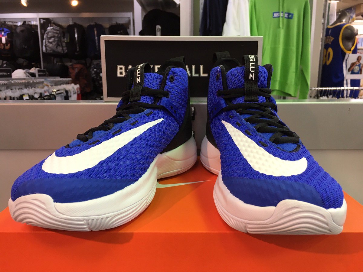 gallery2basket's tweet photo. 【新商品入荷】NIKE ZOOM RIZE TB(BQ5468-400)
https://t.co/MWEC1kJIQX
#gallery2 #ギャラリー2 #ギャラ2 #バスケットボール #バスケ #basketball #nba #nike #nikebasketball #ナイキ #ナイキバスケットボール #nikehyperdunk #hyperdunk #zoomrize #nikezoomrize #ズームライズ https://t.co/VYd6bgmBRr