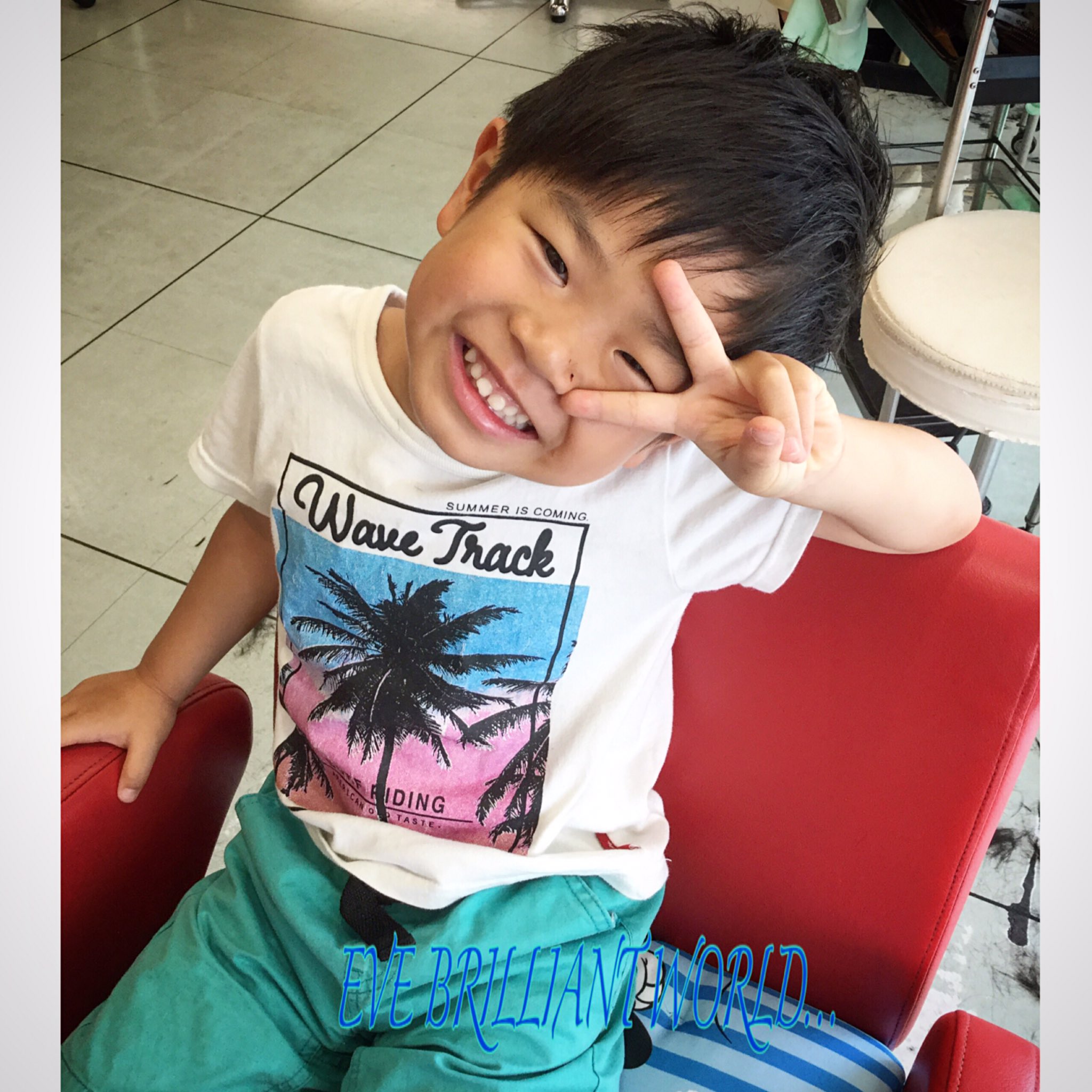 Eve Hair Works Na Twitteru キッズカット アシメの前髪と束感がポイントのツーブロックスタイル いつもご来店 本当にありがとうございます 斜めバング アシンメトリー オシャレ 笑顔 カッコイイ 可愛い 京都 舞鶴美容室