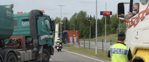 cadesum's tweet image. Nueva campaña de controles de #camiones en carretera en toda Europa | Cadena de Suministro shar.es/a0P3xU #transporte #cadesum