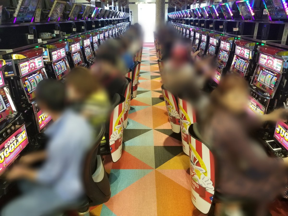 必勝本関西 四国調査隊 7月19日 金 スーパージャンボ立花北店 Bakyun の取材に行きました 朝の入場は72人でした 現在の稼働率は69 です ジャグラーシリーズを筆頭に ゴッド凱旋 番長から出玉が見れました 時間のある方は是非お越し下さい