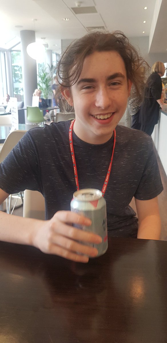 MichelleCallig4's tweet image. Well its Dylans last day on work experience @gatesheadcoll. Hes been working with the marketing team - under Verity and has really enjoyed it!  It has increased his confidence and he even said Gateshead College would be a great place to work. Thanks everyone 🙂 #workexperience