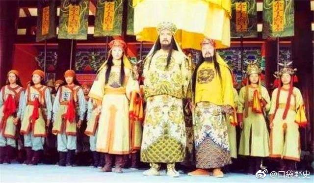 zhu0588's tweet photo. @口袋野史 
洪秀全从41岁攻入南京，52岁自尽身亡，在这11年的时间里，他大多数都在过着糜烂的生活，不指挥杀敌也不理朝政，这11年里他仅颁发过25篇诏书，其中咸丰四年到咸丰八年这四年里，竟一份诏书都没有，很难想象他在天王府里每天都干些什么。洪天贵福是洪秀全的长子，1864年10月在江西石城被俘虏 https://t.co/iBNdlKa6ec