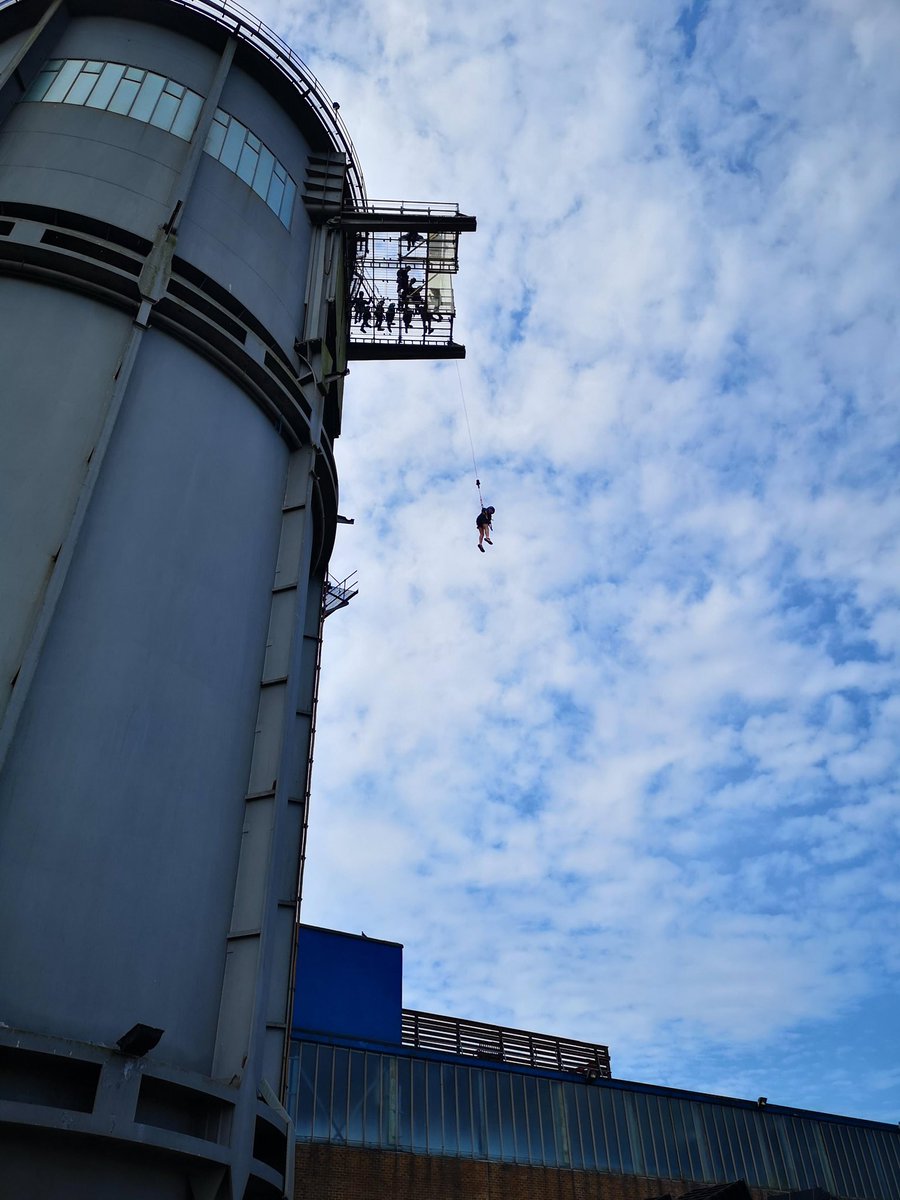 HerefordCS's tweet photo. Hereford Cathedral School RAF cadets are having an adrenaline-fuelled adventure on their summer camp at @TwinwoodsUK. They’ve been surfing, climbing and jumped 125ft in a simulated parachute drop. Great fun! #CCFatHCS #HCStrips @HCSHead https://t.co/bFpCTCfsV9
