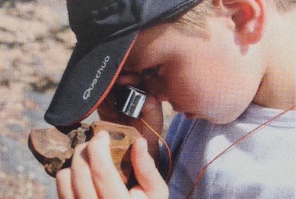 Day 3 at the Festival. The Fossil Hunt at 11am at Pathhead Nursery has been SOLD OUT for some time.   Both afternoon sessions of Calling All Wizards are also SOLD OUT.