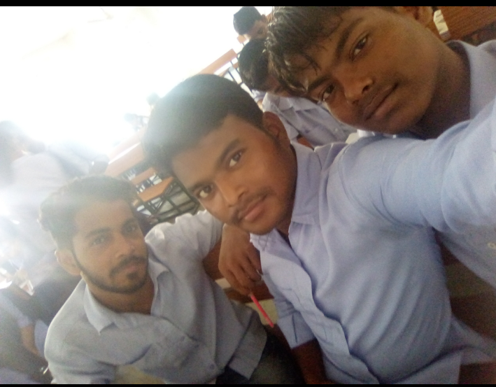 murmu_prithi's tweet photo. Miss u all...😋✌✌✌ https://t.co/TmYBHcGIwM