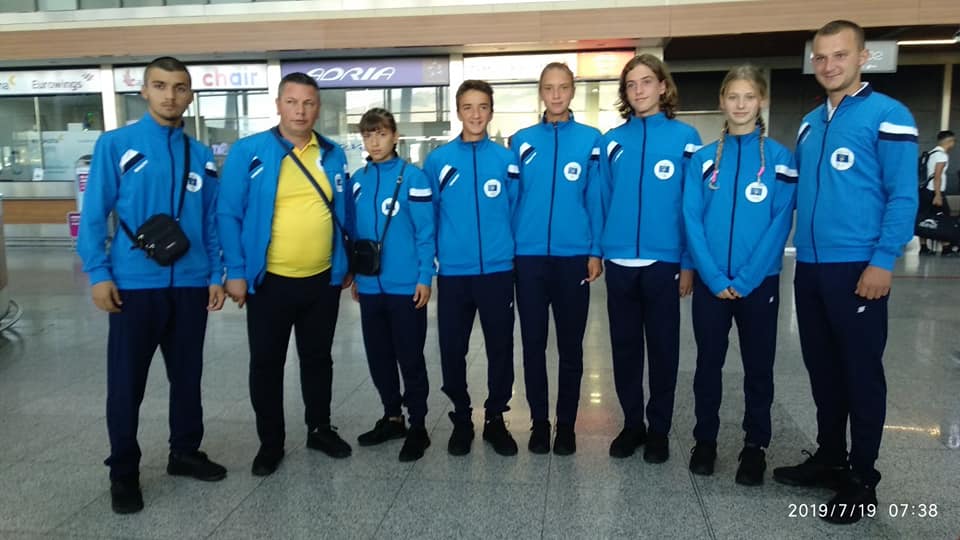 NOCKOSOVO's tweet photo. Ekipet e tenisit🎾 dhe mundjes🤼‍♂️🇽🇰 janë nisur sot për në Baku të Azerbajxhanit, ku prej 21-27 korrik do të mbahet Festivali Olimpik Evropian për të Rinj @EYOFBaku2019. Ekipet tjera do të nisen nesër.👏👏💪

#EYOFBaku2019 #TeamKosova #YoungButReadyToWin @EOCmedia https://t.co/qmeaeJWtGi