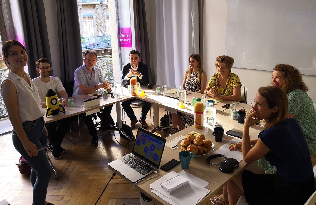 Agence_Polpoz's tweet photo. C'est parti pour notre première session #SunClasses 🕶️

Une matinée dédiée au développement de la communauté sur #Instagram. Astuces et bonnes pratiques are coming ! 💡 https://t.co/F1TchHtfKp