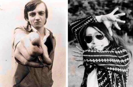 BAPF61's tweet image. THE FALL “I Am Damo Suzuki” youtu.be/ijuJhyUfhDQ 
What have you got in that paper bag? Is it a dose of Vitamin see?
Ain't got no time for Western medicine #IamDamoSuzuki.
Songwriters: #BrixSmith  @Brixsmithstart / #KarlBurns / #MarkESmith  \This Nation's Saving Grace/ (1985)