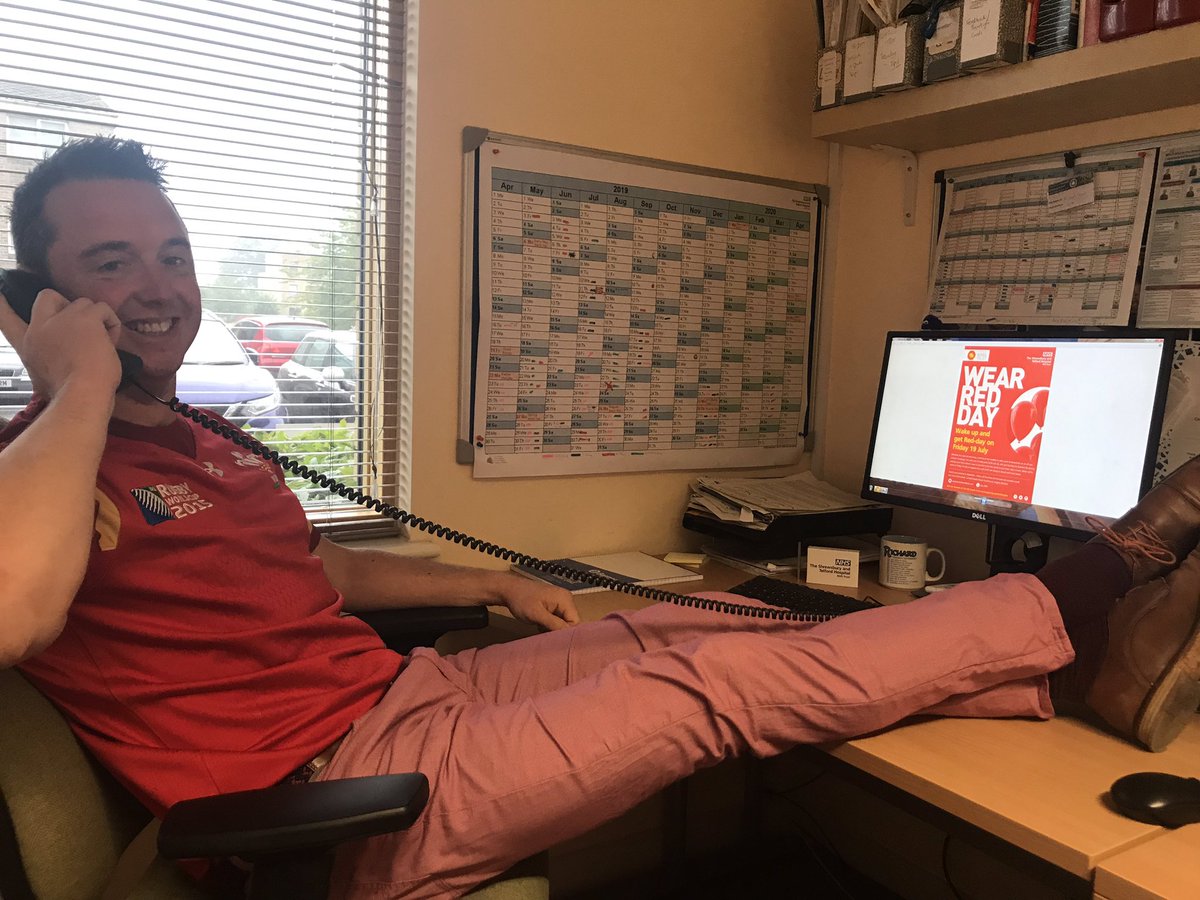 I’m Red-Day for work! #WearRedForSepsis <a href="/sathNHS/">SaTH</a> #Wales <a href="/WelshRugbyUnion/">Welsh Rugby Union 🏴󠁧󠁢󠁷󠁬󠁳󠁿</a> #Comms