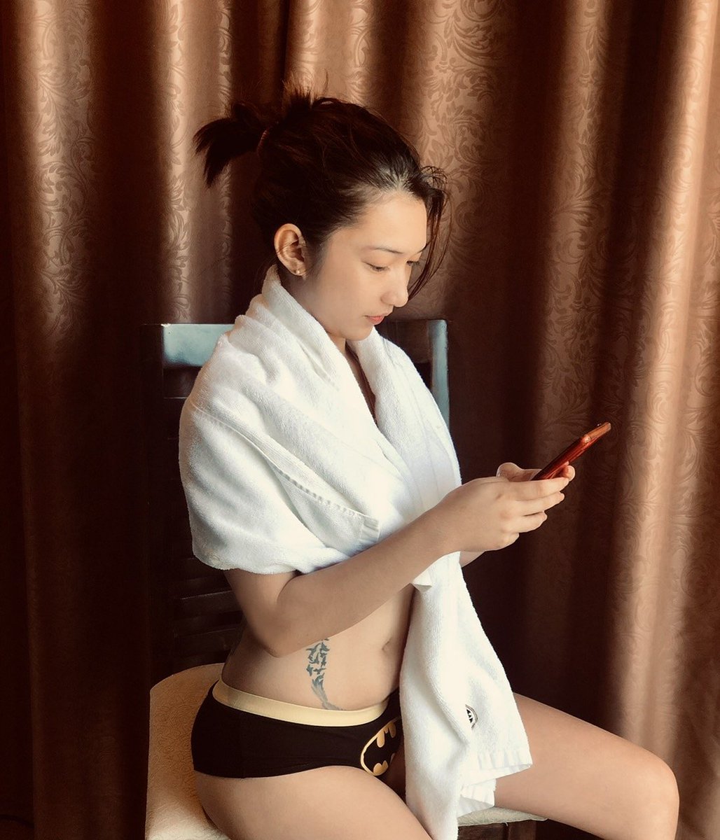 MeriamMoya's tweet photo. I T S  Y O U R  B A T G I R L♠

#COCO
#RBREEZY #RBREEZYBABES #RBREEZYBABETRAINEE #RJOOZY #DREADTAC #TEAMONEHUNDRED #ICONDOLLS #THEICONCLINIC #ALAGANGDHENDHENSALON #G21 #VGLOWBEAUTYLOUNGE #SHOCKWAVEDANCESTUDIO #CATSMEOWBOUDOIR https://t.co/YxY0TBI9Q9