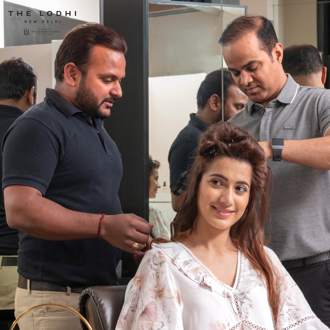 Lodhidelhi's tweet photo. Looking for a #makeover? Head to the Lodhi Salon for #bespokehairstyling, as our experts weave their magic with a personalized approach.
📸: @latikanath
#TheLodhi #LiveBespoke #LHWTraveler #TheLodhiSalon https://t.co/e2artTWCiA