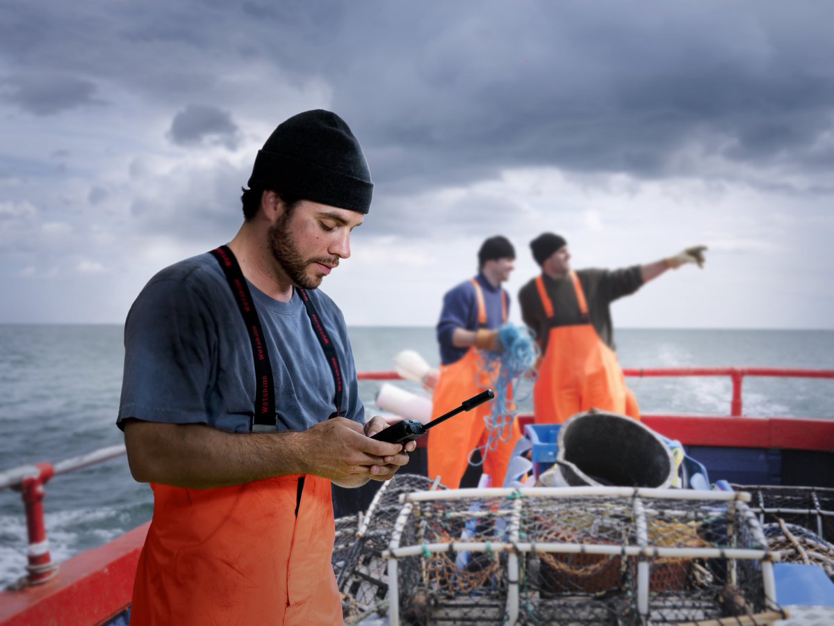 SatcomGlobal's tweet image. #FAQ #3 What can I do with a #satellitephone? Check out our article to find out the features and capabilities that differentiate #satphones from cell phones satcomglobal.com/news/satphone-…