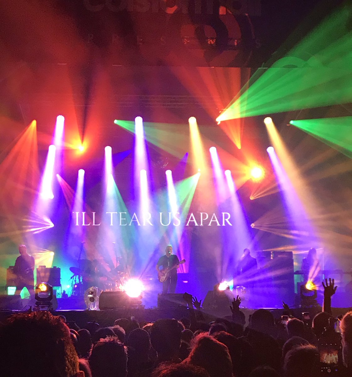 marthoskins's tweet photo. Reaffirmation last night as to why New Order are the best band in the world @neworder https://t.co/owFIUYVSju