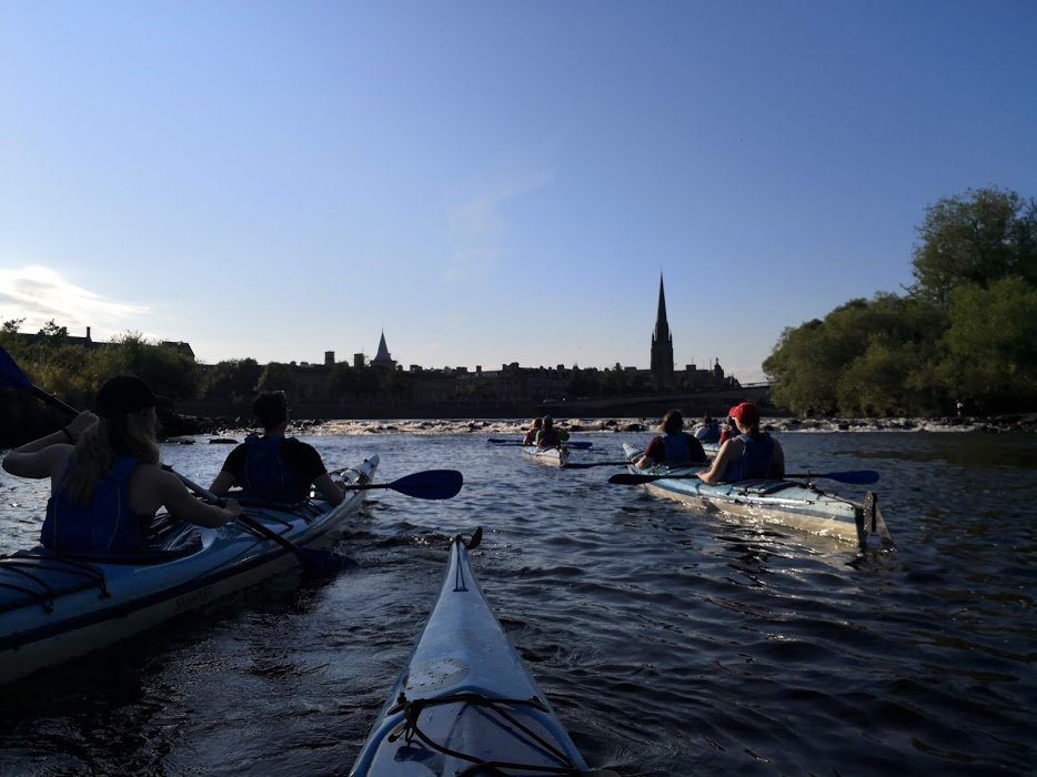 tours_perth's tweet photo. IS THERE A BETTER TIME TO BE EXPLORING PERTH?..π
πPerth City, Scotland
π Sunset Kayaking
β‘ https://t.co/kTykvA8tUO
#HistoricPerth #WildlifePerth #RiverTayPerth #PerthCityTours #PerthCityCulture https://t.co/aDbV6LaAQC