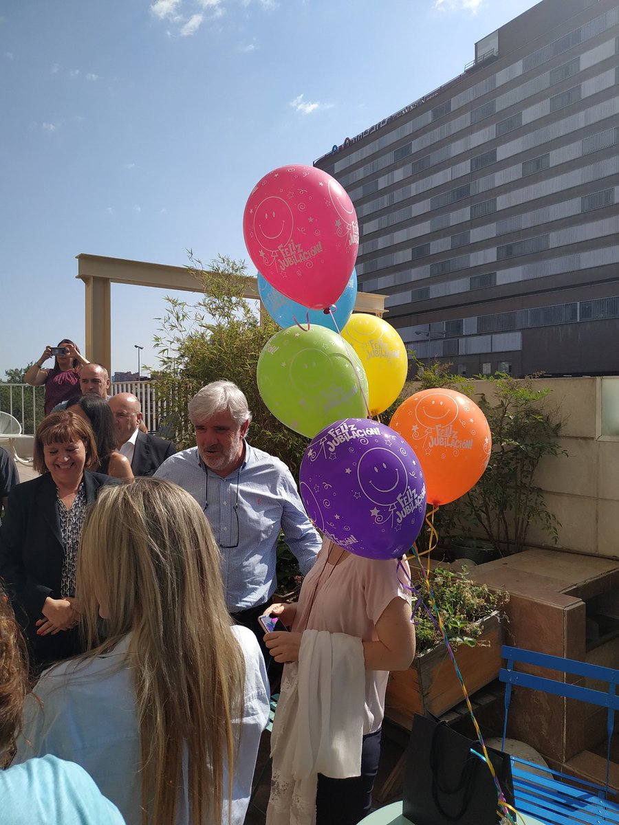 ClaraJimenezIsi's tweet photo. Ha sido un placer trabajar contigo durante estos años. Te deseo una feliz jubilación y todo lo mejor en esta nueva etapa de tu vida. Gracias por todo lo que dejas en Meliá. @hotel_chamartin #meliaspain https://t.co/6uRuhkeK4R