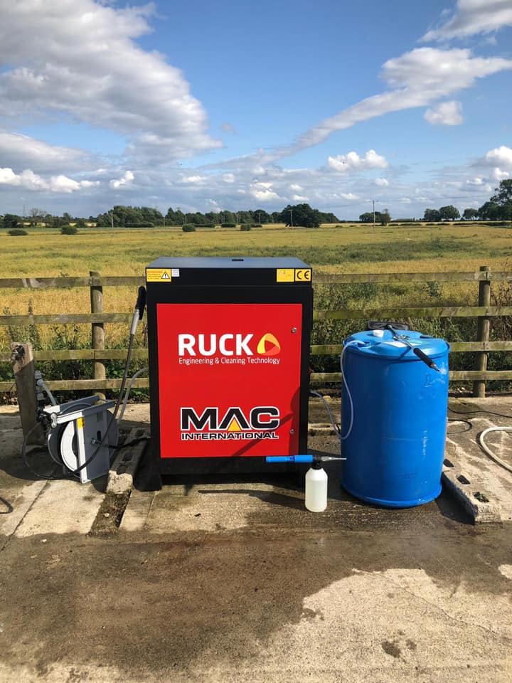 RuckEngineering's tweet image. Today we completed this great installation of the MAC Plantmaster Rev 11/120 Pressure Washer! It’s accessories include -
🔴 20m - Retractable Hose Reel
🔴 Foaming Lance 
🔴 55 Litre Water Tank
If you would like to arrange a demonstration, call now on 01325 286081 ☎️