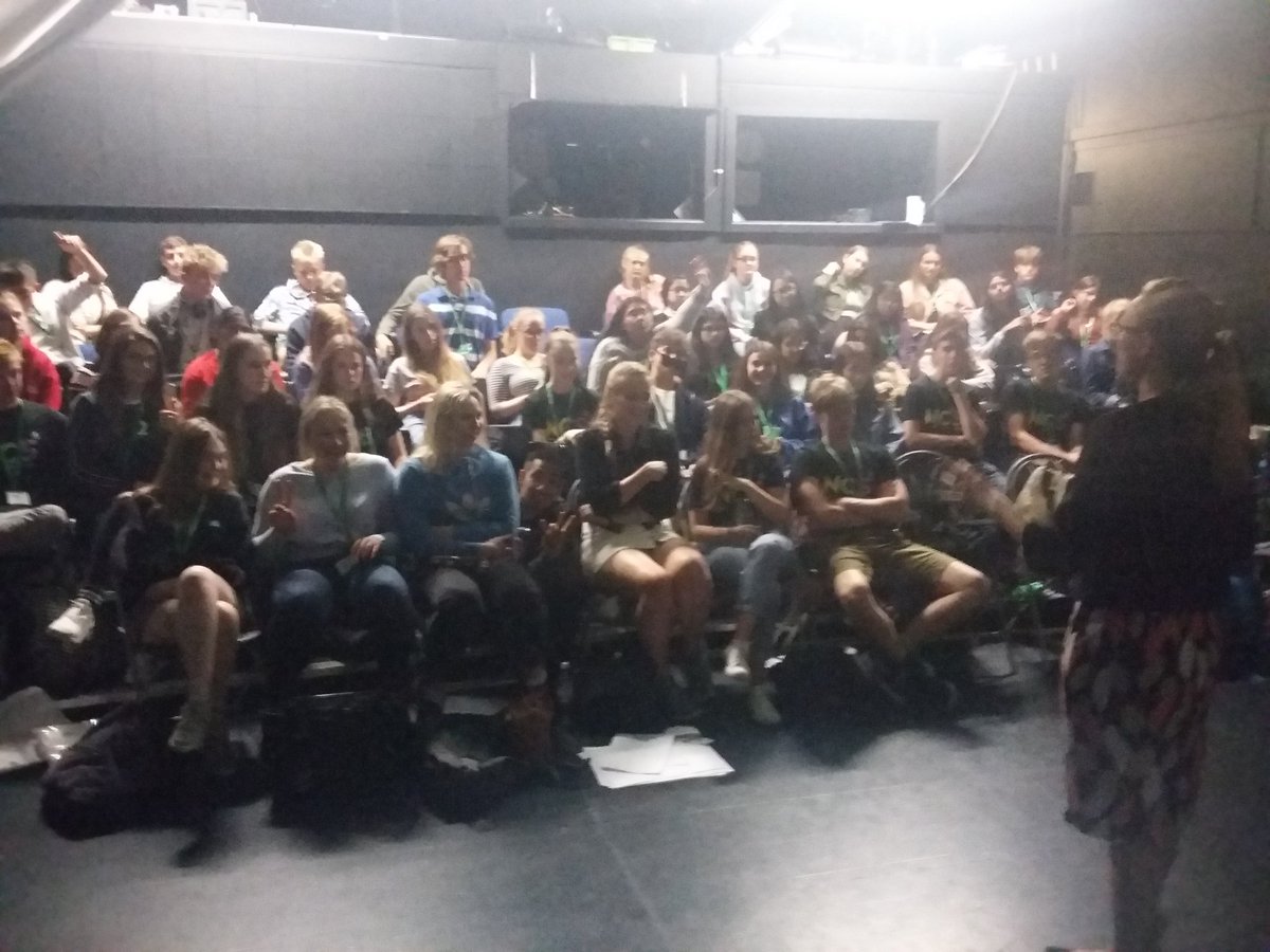 inspiraVicC's tweet photo. A massive THANK YOU to @CatSmithMP for her lively @NCS Q&amp;A with #NCSLancashire teams @LMCollege. We discussed UC, nationalising public transport,  young people's mental health &amp; cuts to youth services. @inspiraforlife #youthengagement #unstoppabletogether https://t.co/GoDhVy3XDi