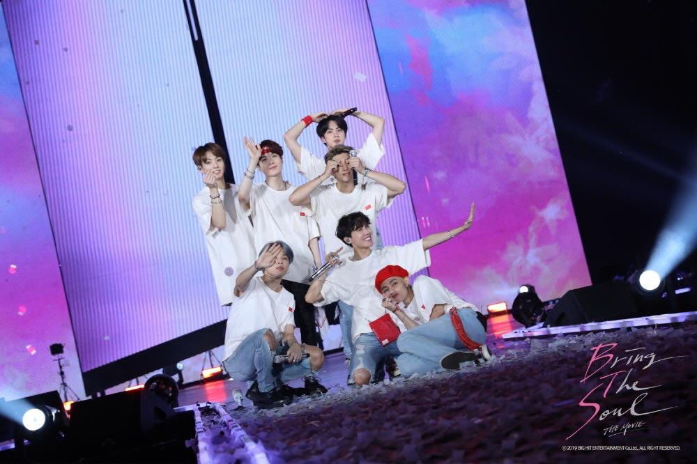 yoongi__oimo's tweet photo. #MGMAVOTE 
#MGMA_BTS 
#BTS  #방탄소년단 https://t.co/0cdXdDeKhH