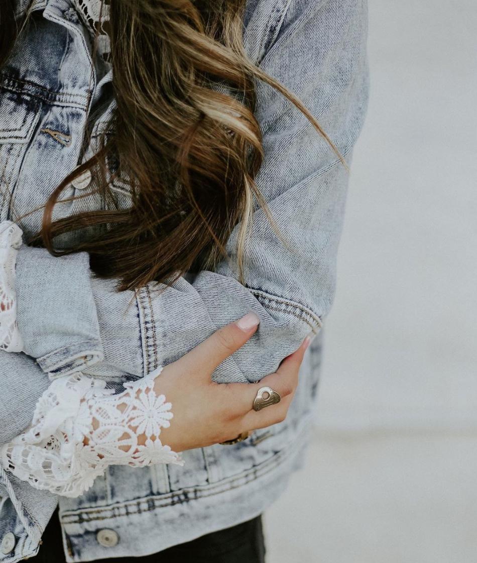 happy friday || did you know our rings can be adjusted? squeeze them together or pull apart to resize about a half size either way #didyouknow #adjustable #keysforchange