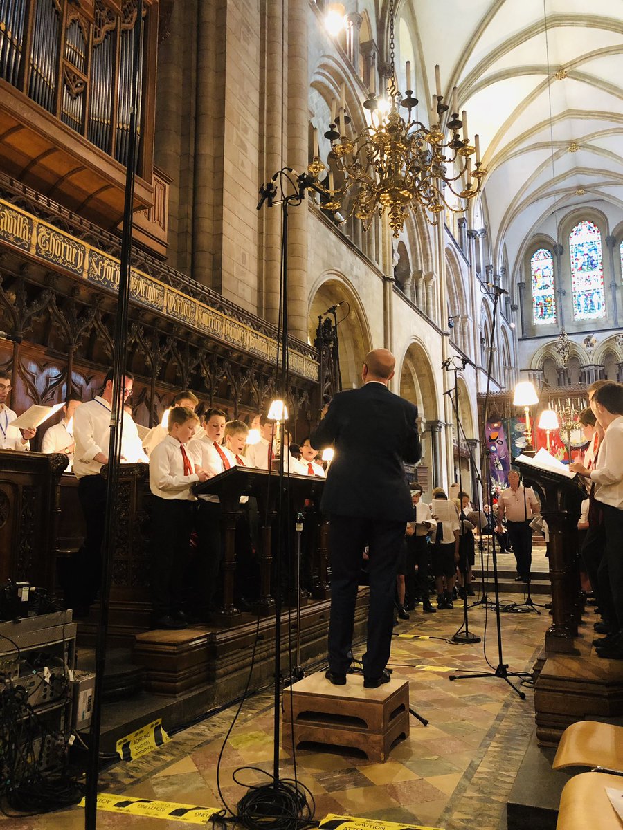 A Head’s Eye View of the combined rehearsals for this afternoon’s BBC recording of Choral Evensong for the Southern Cathedrals Festival. Sounding lovely! <a href="/ChiCathedral/">Chichester Cathedral</a> <a href="/BBCRadio3/">BBC Radio 3</a> <a href="/BBCSussex/">BBC Sussex</a> <a href="/PilgrimsSchool/">The Pilgrims' School</a> <a href="/salisburycathsc/">SalisburyCathSchool</a> <a href="/WinCathedral/">Winchester Cathedral</a> <a href="/salcathchoir/">Salisbury Cathedral Choir</a> <a href="/ThePrebendal/">The Prebendal School, Chichester</a> @Chi_Organist