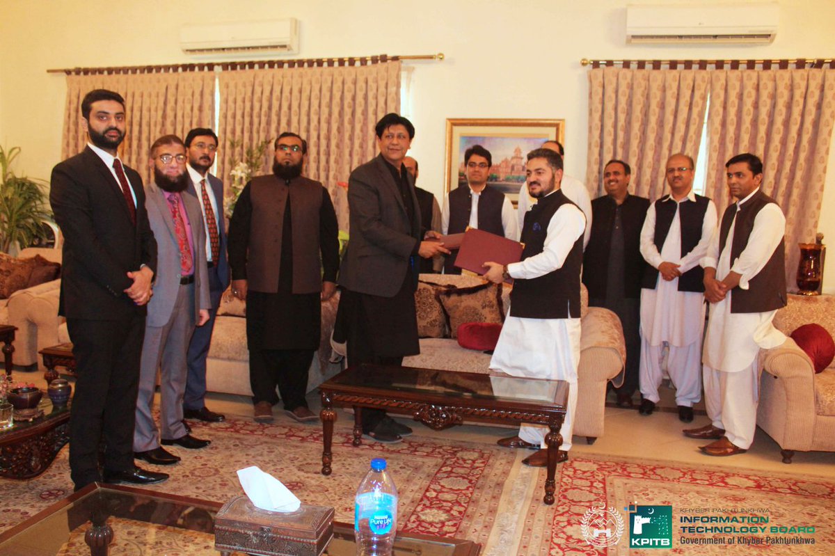 kpitbgov's tweet image. KPITB signs an MoU with PITB for building synergies in areas of mutual interest. Both KPITB and PITB vowed to strengthen their partnership and build on each others expertise for the envisioned digitization of Pakistan.
#KPIB
@shabazkn @PITB_Official @azfarmanzoor @kamrankbangash