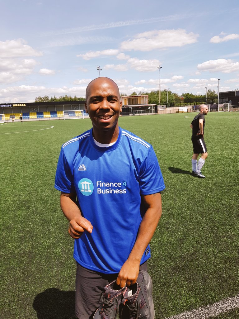 Solihull FC (@solihull_fc) on Twitter photo Absolutely thrilled and excited to announce that ex-Premier League footballer and current <a href="/Alvechurch1st/">Alvechurch FC</a> Manager <a href="/darrenbyfield/">Darren Byfield</a> has agreed to coach Solihull FC U15's (school year 10). Following a fantastic training session last season the lads are hugely excited. Welcome Darren Absolutely thrilled and excited to announce that ex-Premier League footballer and current <a href="/Alvechurch1st/">Alvechurch FC</a> Manager <a href="/darrenbyfield/">Darren Byfield</a> has agreed to coach Solihull FC U15's (school year 10). Following a fantastic training session last season the lads are hugely excited. Welcome Darren