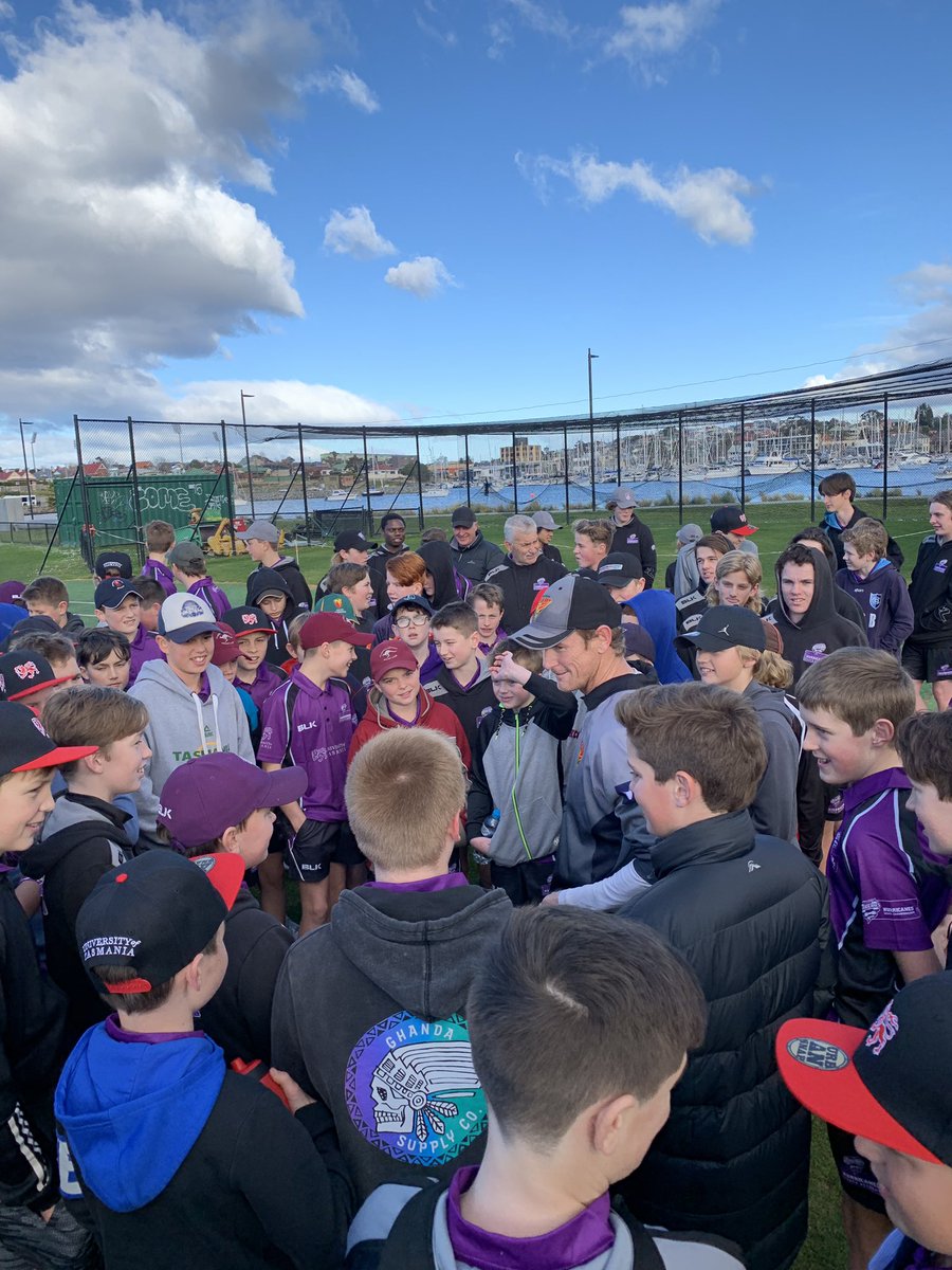 John_Hayes13's tweet photo. Huge day at @BlundstoneArena with our @HurricanesBBL @HurricanesWBBL Youth Academy completing their state wide induction. Thanks to all our @crickettas staff, Tigers players, volunteers, coaches, families, our sponsors @UTAS_ and of course our boys &amp; girls, a great day! #143kids https://t.co/PARJDMp9oZ