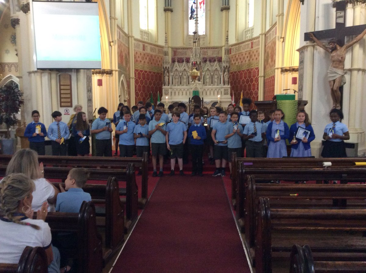 AnnesReception's tweet photo. What a wonderful celebration of the Year 6 children at our Leavers Mass. Well done Year 6 https://t.co/BnDRd3AciE
