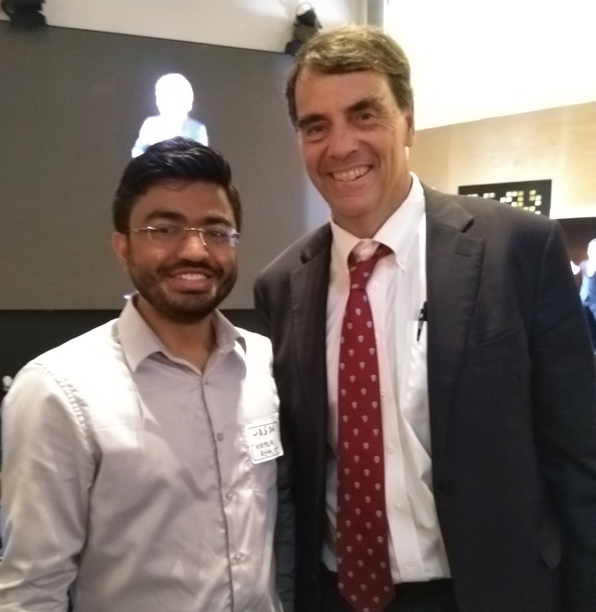So I met a Draper! Thanks for the picture <a href="/TimDraper/">Tim Draper</a>. Now if I can only meet <a href="/AdamDraper/">Adam Draper ⏻</a>