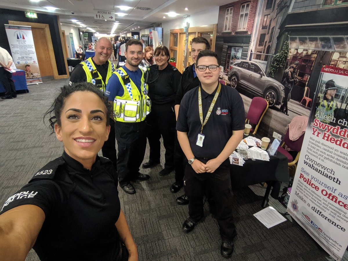 Aldridge_PS's tweet photo. #SWPRepresentativeWorkforce #JoinUs @swpolice @HeddluDeCymru at @964thewave Veterans Network Event @LibertyStadium looking forward to an inspirational day! Why not pop over to meet us π #WesternCommunitySafety @SWPVolunteers @swpspecials #supportingeachother https://t.co/Ln42TR3fQp