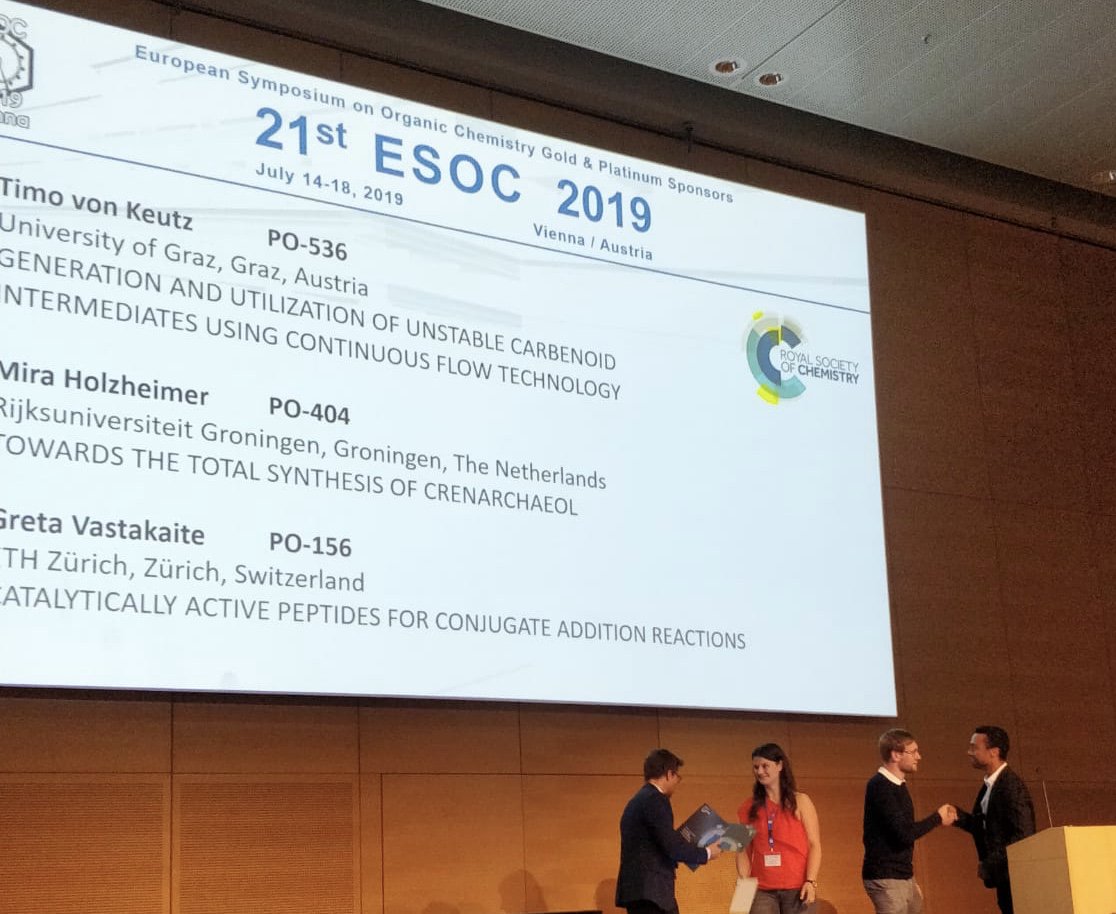 Congrats to ccflow.at <a href="/RCPE/">RCPE</a> PhD student Timo von Keutz winning best poster award <a href="/ESOC2019/">21st ESOC 2019</a> for his work "Generation and Utilization of Unstable Carbenoid Intermediates Using Continuous Flow Technology". Look out for the paper to be published soon! #esocwien