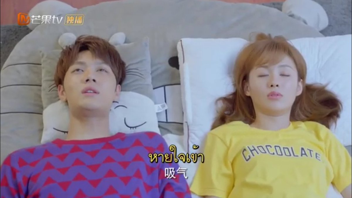 Minikang93's tweet photo. #TheEmerGenceOfFirstLove
อ่ะจ้าาาพ่อคนดี กลัวคืนนี้เค้านอนไม่หลับอีก เลยไปซื้อหมอนเพื่อสุขภาพมาให้ มีสอนอะไรแบบนี้หรอคะะ🙄🙄 https://t.co/Ho6H5ir0RN