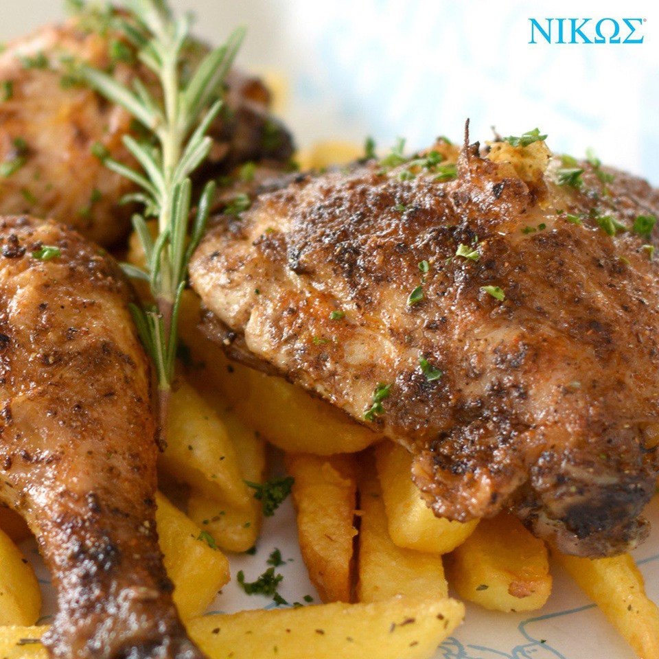 BenoniNikos's tweet photo. Delicious, moist and golden #Greek chicken, from the #coalgrill to your plate! 🔥🍗🇬🇷

#NikosBenoni #NikosCoalgrillGreek #GreekChicken #EatGreek #JoziRestaurants #JoziFoodies https://t.co/mWdLVeSgHz
