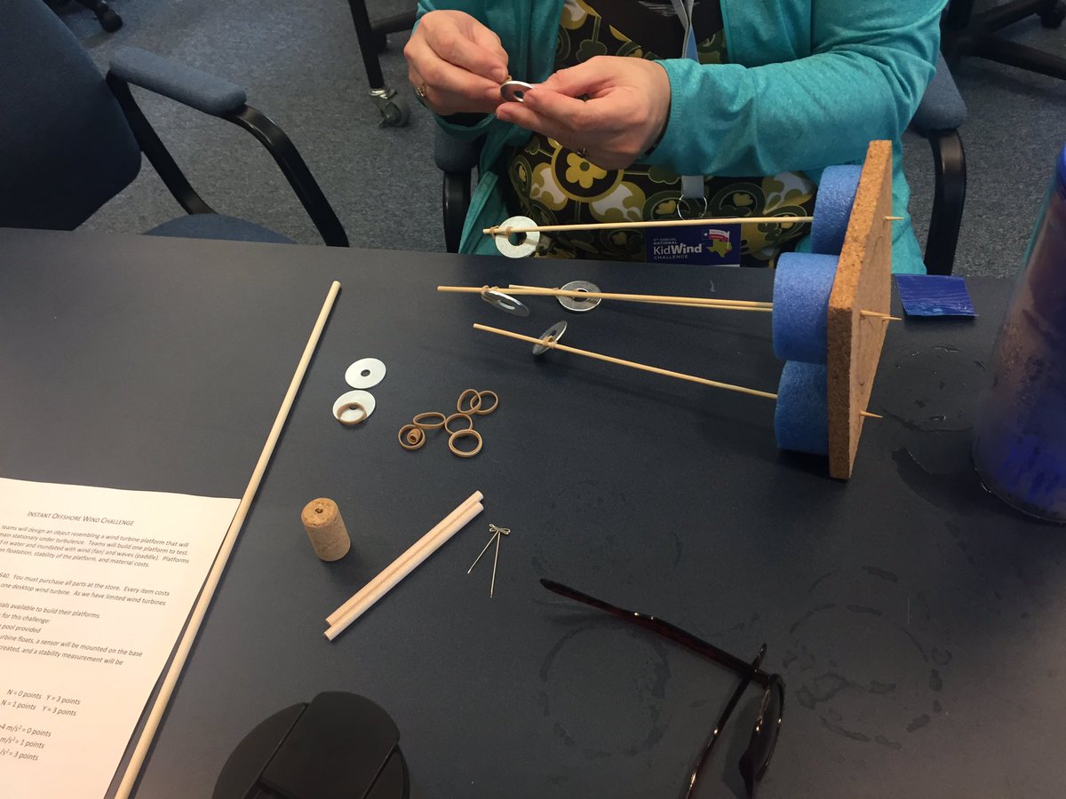 careerandteche1's tweet image. I came here for #offshorewind .. and that is exactly what I got.. #kidwind #kidwindchallenge #windwinri #rhodystateofmind