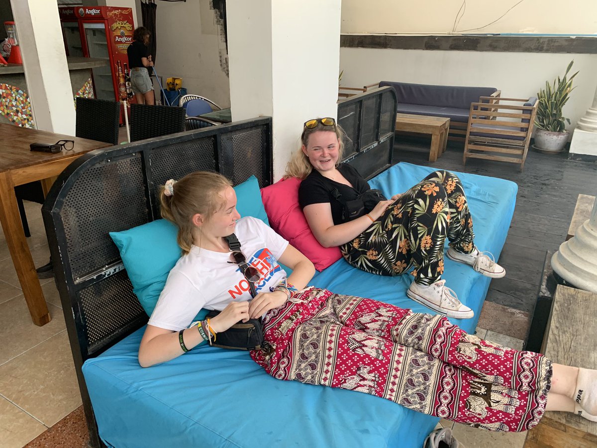 RobGLloyd's tweet photo. @WillinkSchoolUK enjoying the stresses and strains of expedition life in #PhnomPenh @OutlookExpeds https://t.co/kMAYWh1ZcJ