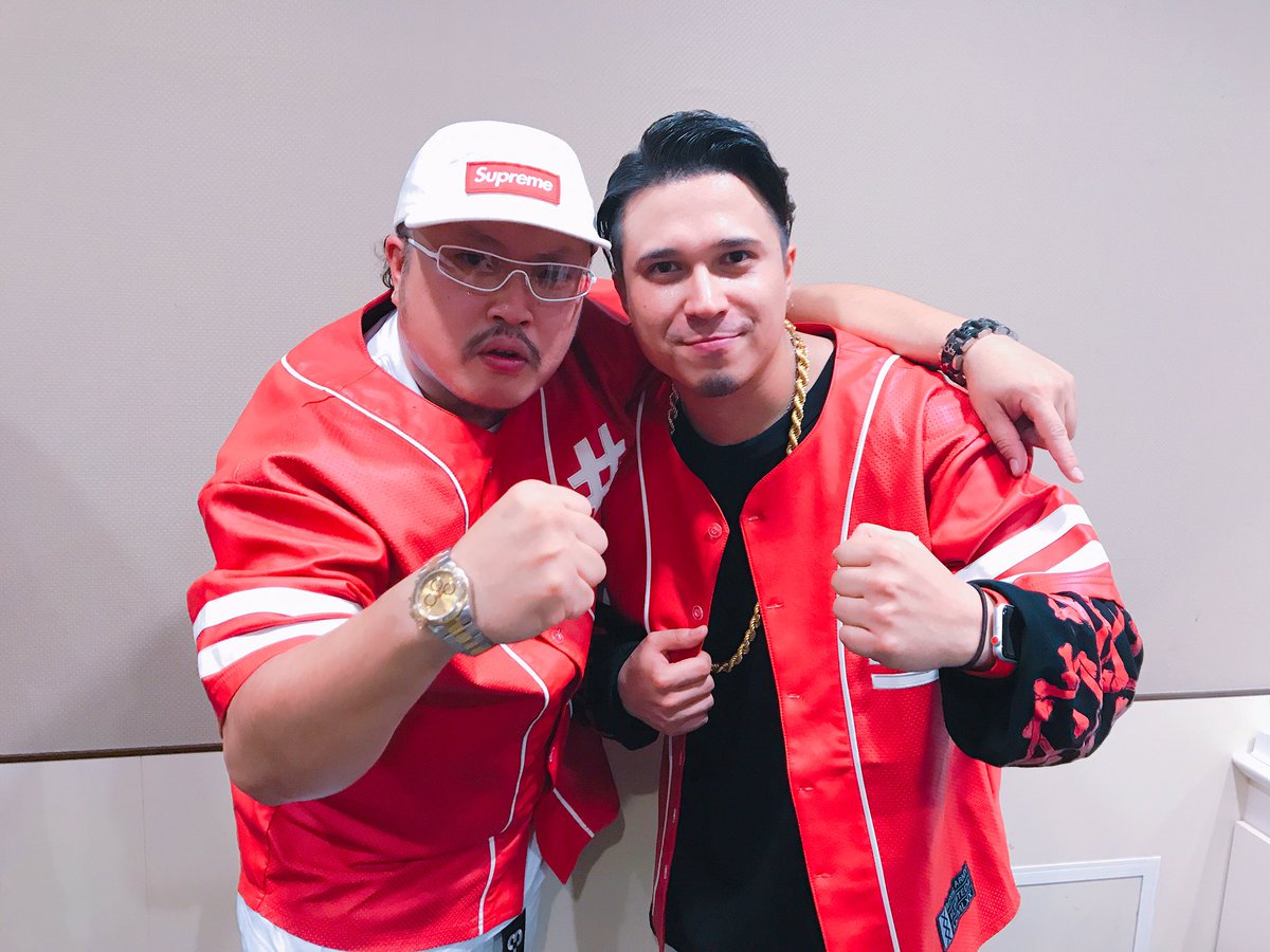GiantSUBAru's tweet photo. Mr.QさんがMCをつとめるトークイベント"OyaG"にお邪魔させていただきます！
日時：2019/07/28 (日) 22時OPEN
会場：ＢＡＵＨＡＵＳ
住所：東京都港区六本木5-16-5 インペリアル六本木1号館B1
https://t.co/YU4KryVH2W

《チケット》
https://t.co/NrgssbMH3G

ついに僕もオヤジーの仲間入り！是非！！ https://t.co/CNX5LYNQtD
