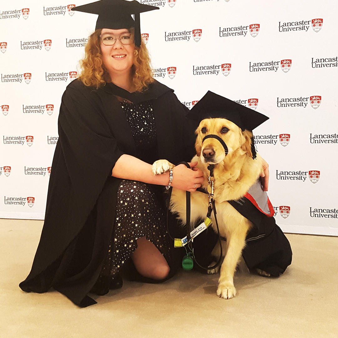Guided to success by Katie the guide dog! 🐶🎓 #DogsOfGraduation #LoveLancaster
👉 lancaster.ac.uk/news/-guided-t…
