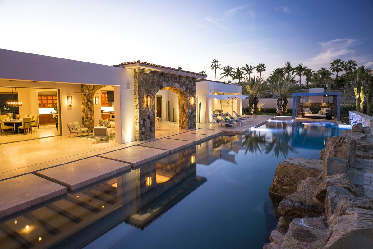 LifestyleInCabo's tweet photo. If you’re going to make the move to paradise, you want a property that takes advantage of your surroundings. That’s what you’ll experience with Palmilla Cove Six. 
https://t.co/gNfqQDOiro
#LifestyleInCabo #RealEstateInCabo #LosCabos #DreamHomes #ComeToCabo #LosCabosListings https://t.co/asJ8zKtdSk