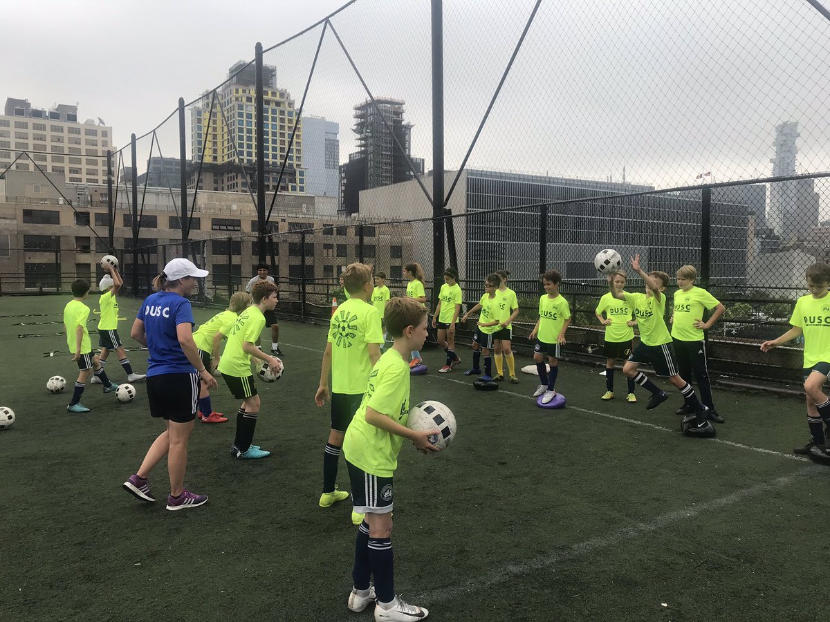 Zurdolife's tweet photo. Dusc Advance Camp - coach Sarah https://t.co/0xpiAqqyhO