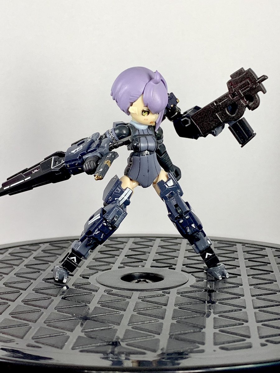 デスクトップアーミー Twitterまとめ 隠密行動うおけんちゃん 他 モデラーズ速報